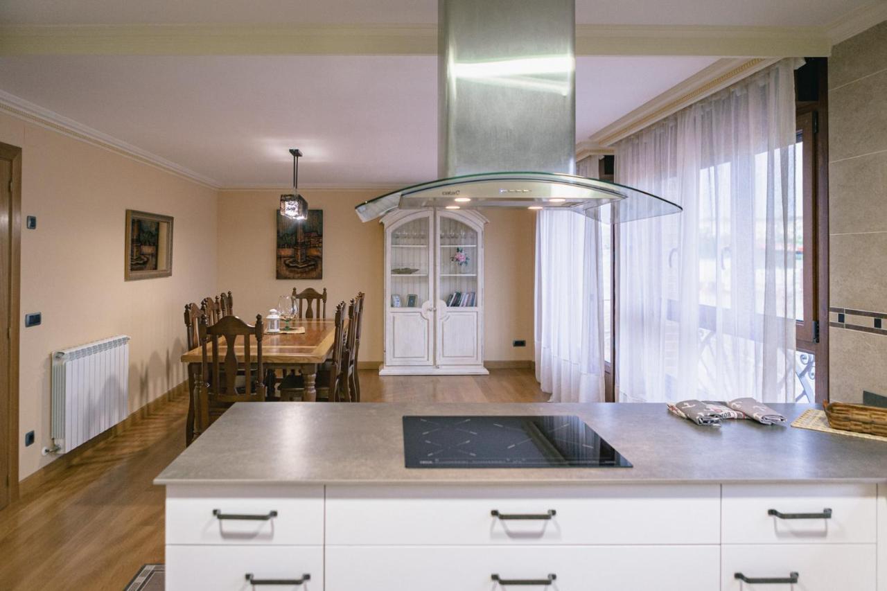 Appartement Alojamiento Urabain à Allo Extérieur photo