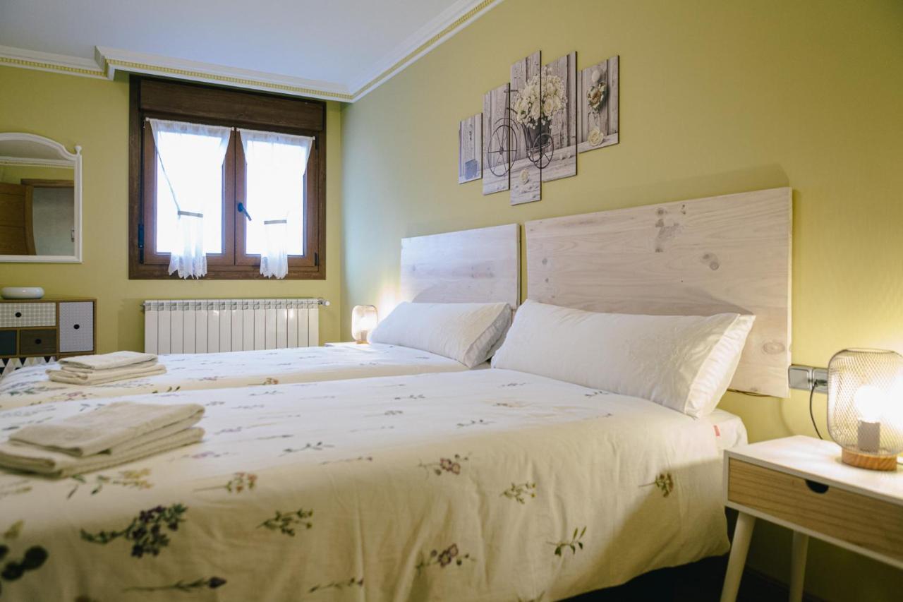 Appartement Alojamiento Urabain à Allo Extérieur photo