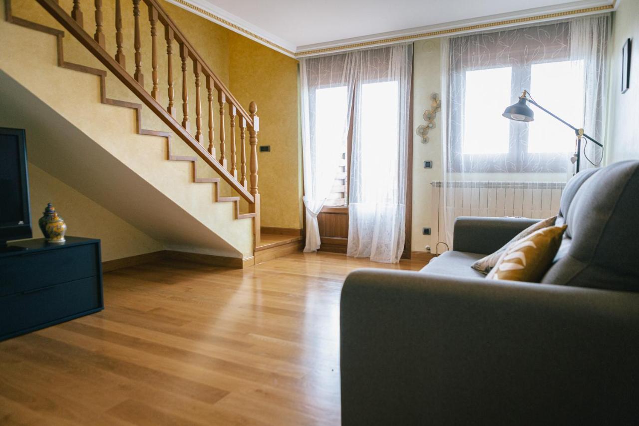 Appartement Alojamiento Urabain à Allo Extérieur photo